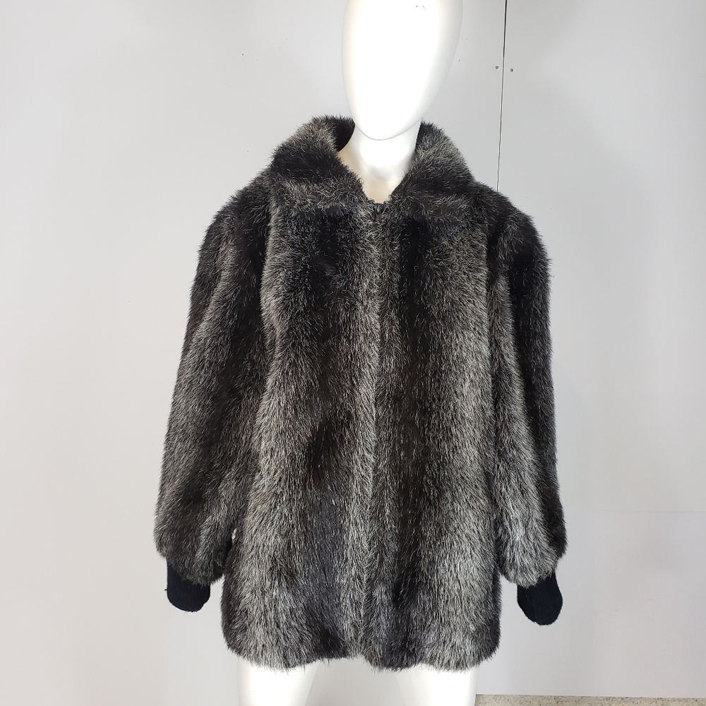 STYLE VI LTD Faux Fur Coat L